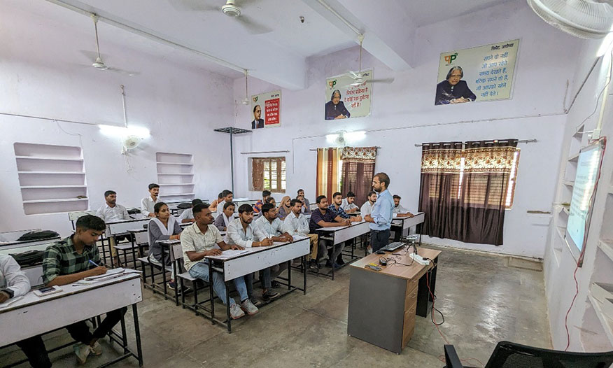 CLASS ROOM