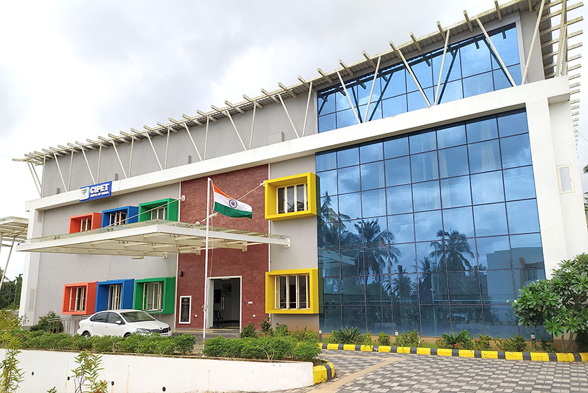 INSTITUTE BUILDING